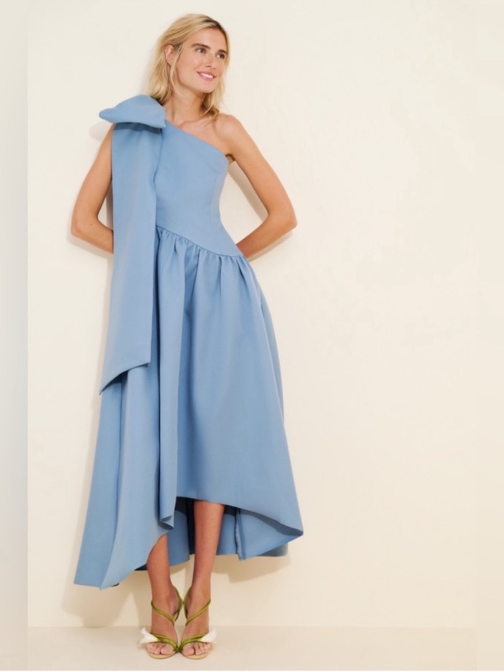 Elliatt Blue One-Shoulder Asymmetric Liesel Dress